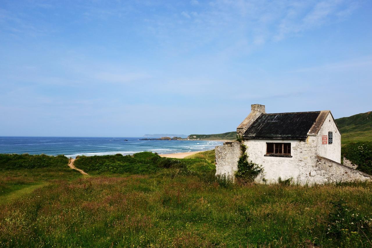 White Park Bay Youth Hostel Ballintoy Exterior photo